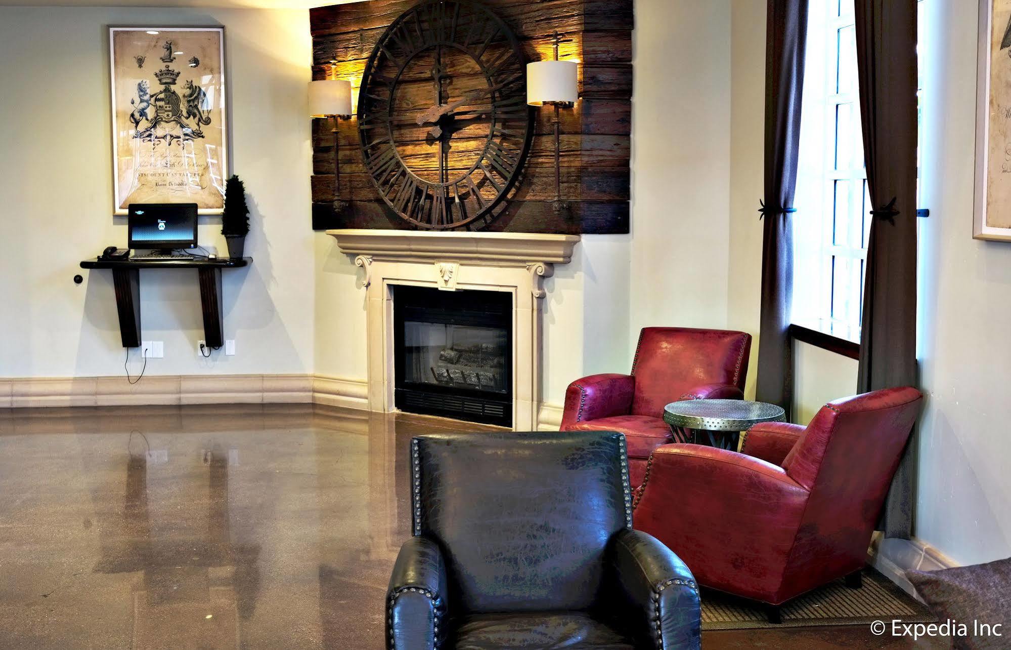 Anaheim Camelot Inn & Suites Esterno foto