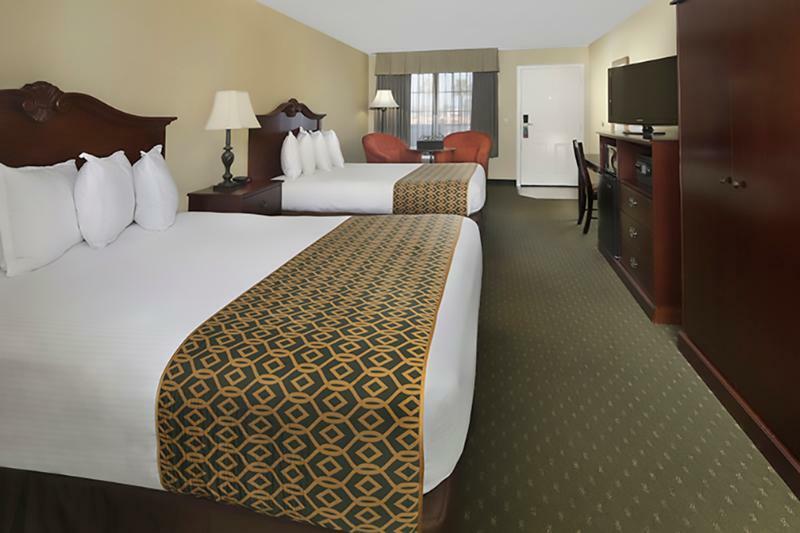 Anaheim Camelot Inn & Suites Esterno foto